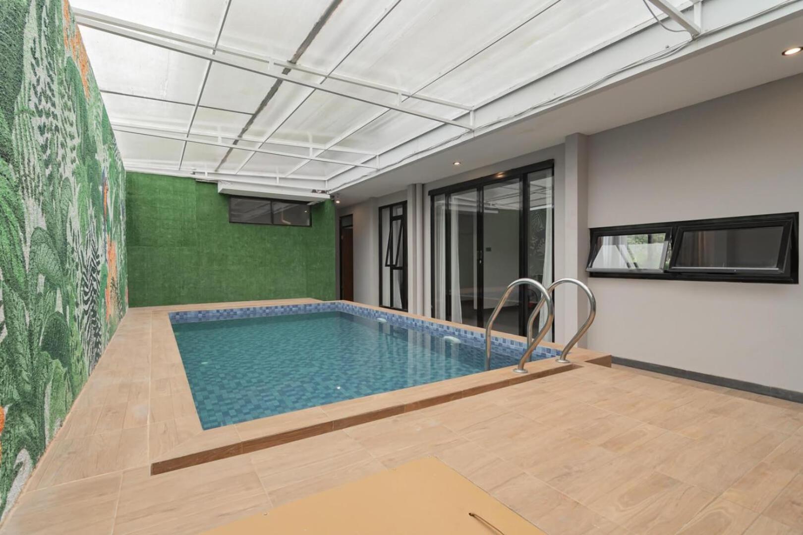 Reddoorz Plus Near Lembang Park & Zoo Экстерьер фото