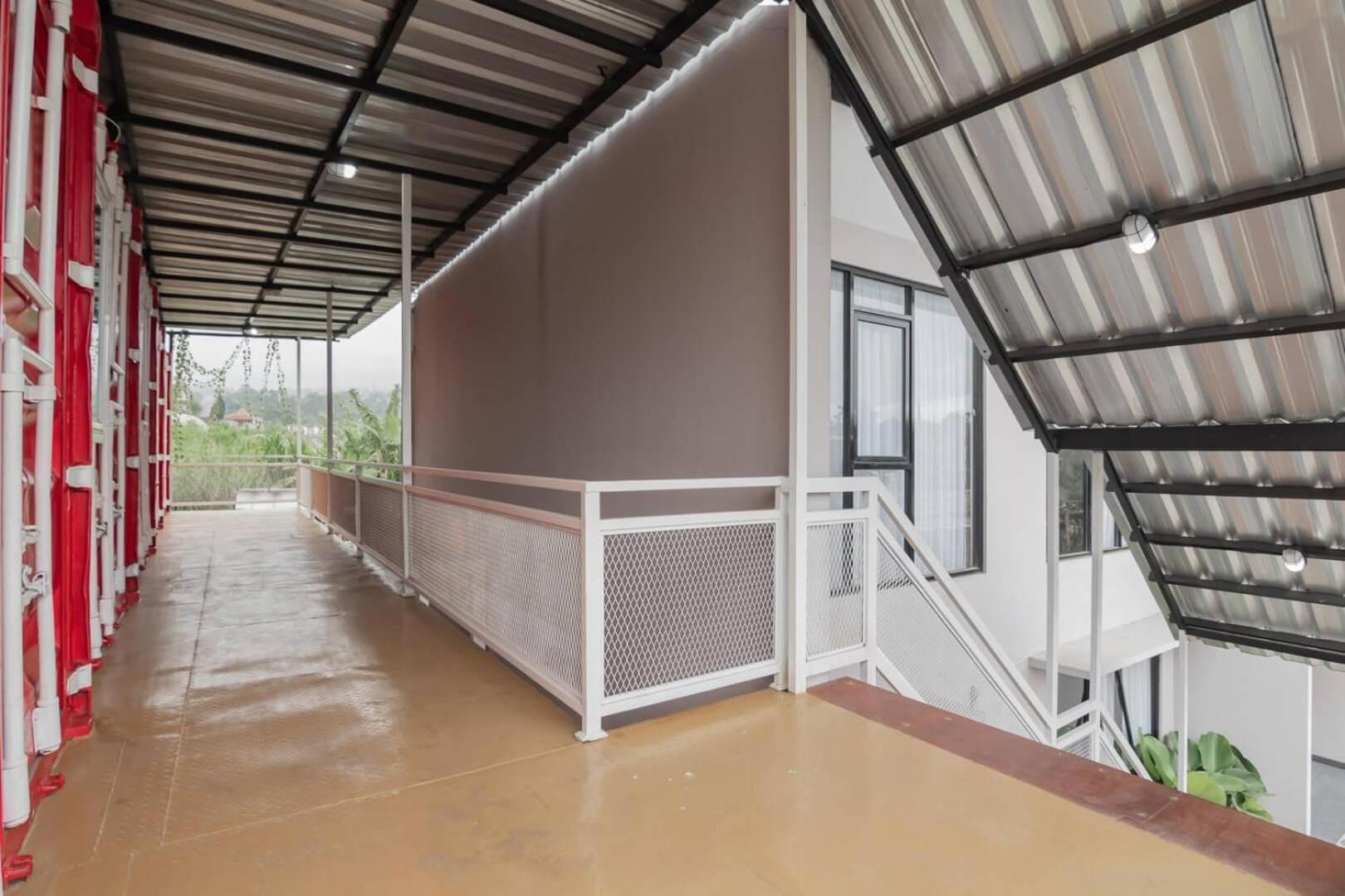 Reddoorz Plus Near Lembang Park & Zoo Экстерьер фото